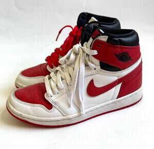 Nike Retro 1 Air Jordan Mid Sneakers Red Black White Size 7 Youth/8.5 Women